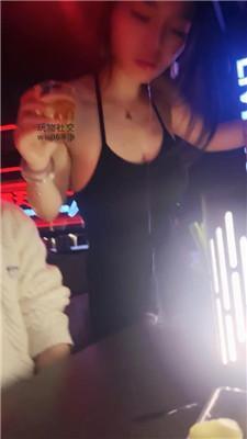 南月女神SM主题酒吧公开调奴 bf50582