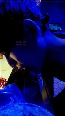 营SKTV-跪舔脏鞋/羞辱喂食 JS250220-36