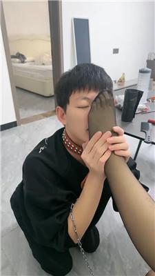 黑色夫人铆钉鞋黑丝插嘴恋足 JS250221-6