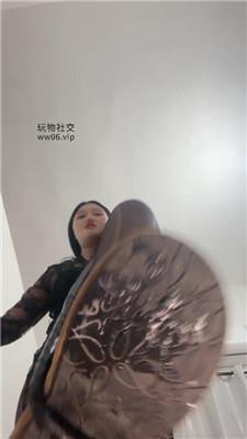 鹿允儿胯下 250217-8