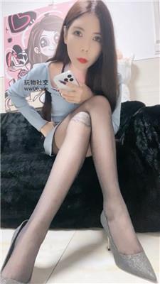 陈甜女帝进来孝敬 250218-6