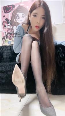 陈甜女帝进来孝敬 250218-6