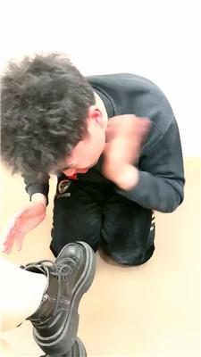 刘二狗清理大学生S的脏鞋 JS250220-6