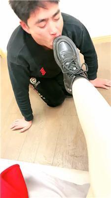 刘二狗清理大学生S的脏鞋 JS250220-6