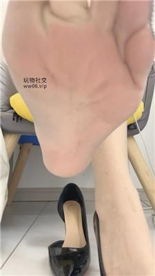 小奕舔狗呢! 250218-36