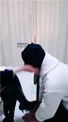 静女王捆绑黑丝高跟踩踏 bf50460