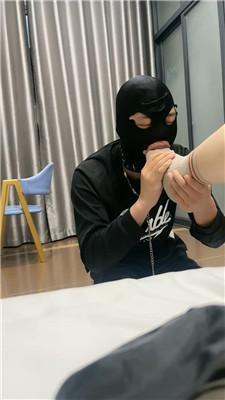 棋棋大人下跪超臭棉袜狂舔羞辱 JS250219-9