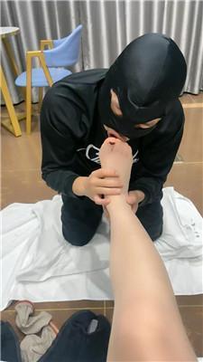 棋棋大人下跪超臭棉袜狂舔羞辱 JS250219-9