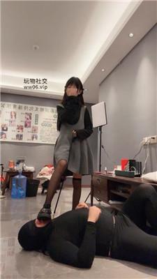 素人挖掘机可爱小主皮鞋黑丝虐绿奴 bf50477