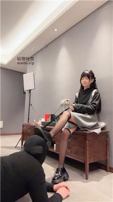 素人挖掘机可爱小主皮鞋黑丝虐绿奴 bf50477