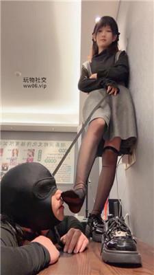 素人挖掘机可爱小主皮鞋黑丝虐绿奴 bf50477