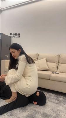 白鹭高贵小姐姐S-铆钉高跟首调 bf50869