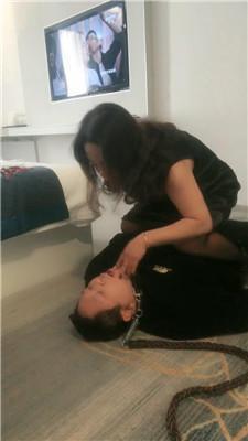 冰色圣水泡黑丝-清理脏高跟短靴 JS250302-1