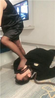 冰色圣水泡黑丝-清理脏高跟短靴 JS250302-1