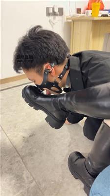 南月女神人体烟灰缸-强制坐脸窒息/长靴踩踏 bf50858