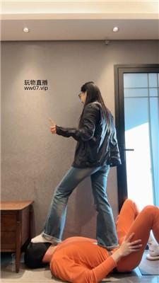 狗哥帆布鞋踩踏/手捂口鼻/踢裆 bf50872