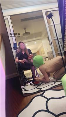 柒老板绿帽男友非要下跪做狗 JS250301-32