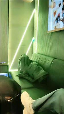 甜柚KTV陪酒小妹玩 JS250301-31