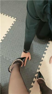 魅影赏赐圣水-铆钉高跟黑丝虐 JS250301-5