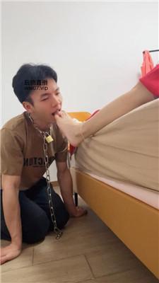 南月女神犬奴伺候主人起床洗漱 JS250301-3