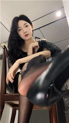 千千吊带丝裸足口水 250218-14