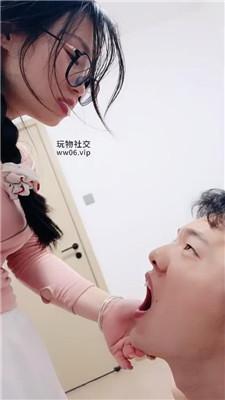 南月女神吊绑强制踩踏滴蜡 bf50464