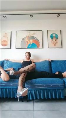 李老师高跟网袜全体重踩踏双视角版JS250228-34