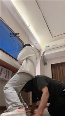 妮蔻运动后原味船袜虐骚狗 bf50838