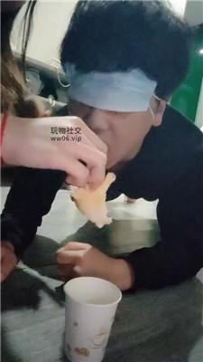 沐沐大大小白鞋白袜踩踏喂食 JS250306-21