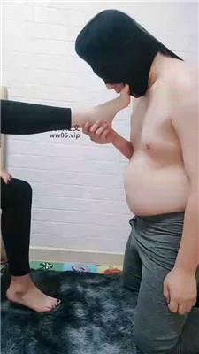 鹿S瑜伽女神踩教练奴 bf51077