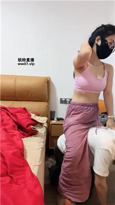 南月女神圈养家奴伺候起床 JS250306-29