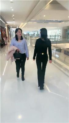 伊潼户外商场-楼梯间调情侣奴 JS250305-32