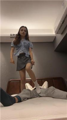 Anna舔脏鞋底-白袜踩踏骑马 JS250303-30