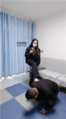 木子玉足踩虐猥琐狗继父上 JS250303-24