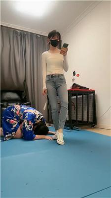 暴主母畜-囚禁狗笼-舔帆布鞋船袜-狗链遛狗 JS250303-34