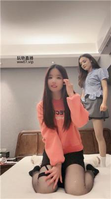 猴歌双S-黑袜+白袜踩虐骚奴 bf50943