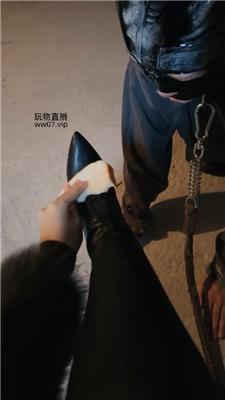 sera跪舔脏长靴-户外遛狗 JS250303-33