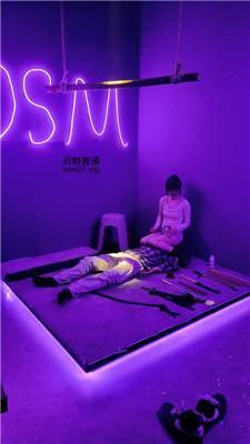 凌薇大小姐短靴白袜踩虐/尝试各种刑具 bf50913