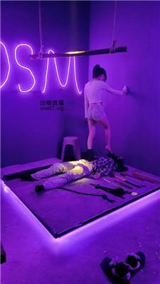 凌薇大小姐短靴白袜踩虐/尝试各种刑具 bf50913