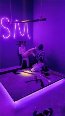 凌薇大小姐短靴白袜踩虐/尝试各种刑具 bf50913