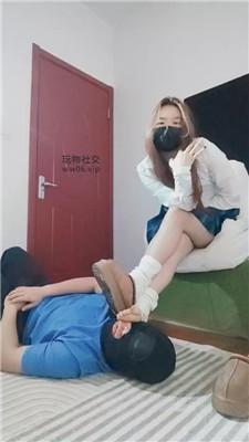 小猫日记戴强制开口器喝圣水/雪地靴踩虐 JS250112-48