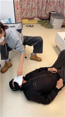 Da猫素人S-马丁靴踩/脚喂食双视角版 JS250302-21