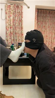 Da猫素人S-马丁靴踩/脚喂食双视角版 JS250302-21