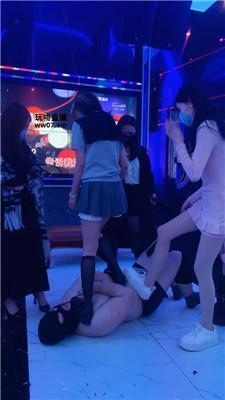 白鹭推荐-KTV超多女王群调处刑七视角版 JS250316-23