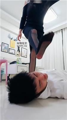 霏霏骑马鞭打/黑丝高跟踩踏双视角版 bf49284