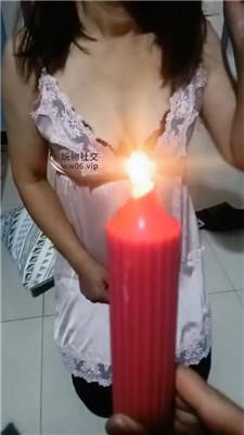 伪娘和人妻强制滴蜡喂圣水 JS250111-40