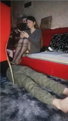 诺主高跟黑丝全体重踩踏 bf49261