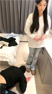 esse殿下连环抽耳光打手心 bf49216