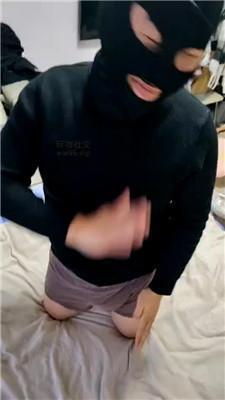 小羊咩咩自己抽耳光/棉袜脚踩踏 JS250110-5