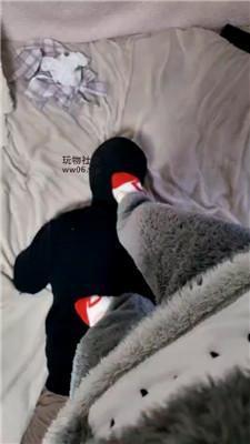 小羊咩咩自己抽耳光/棉袜脚踩踏 JS250110-5